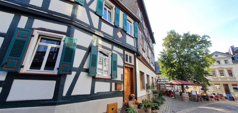 Buntes Fachwerkhaus in der Eltviller Altstadt
