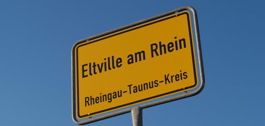 Ortsschild der Stadt Eltville am Rhein