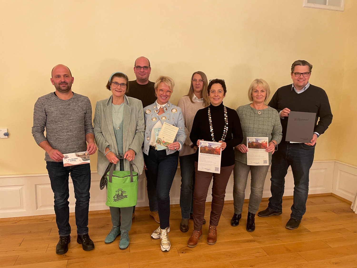 Gruppenfoto der Mitglieder des Tourismusbeirates Eltville