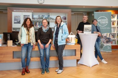 Mitarbeitende der Mediathek im Gruppenfoto