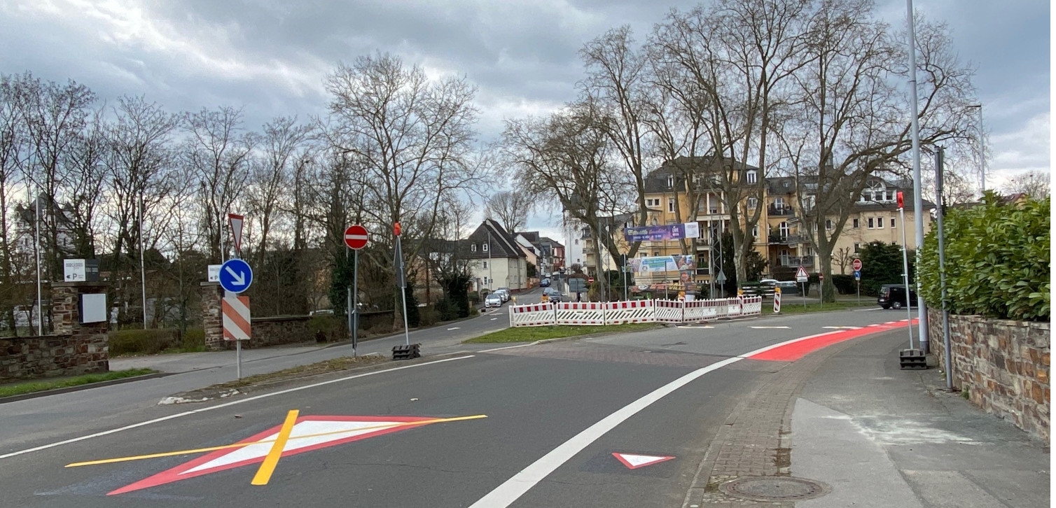 Blick auf die neue Straßenführung in der Gutenbergstraße