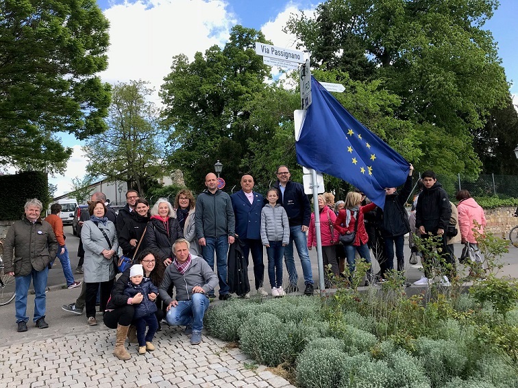 Gruppenfoto von der Einweihung der Via Passignano in Eltville