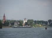 Blick vom Schiff auf Eltville