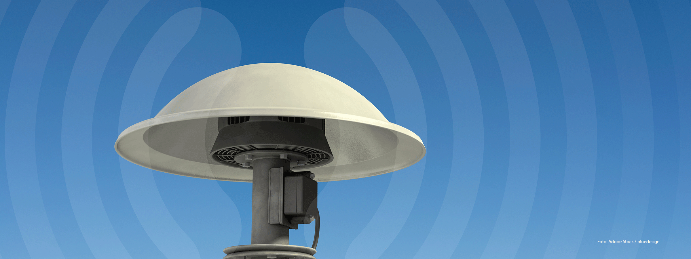 Sirenenkopf auf blauem Hintergrund