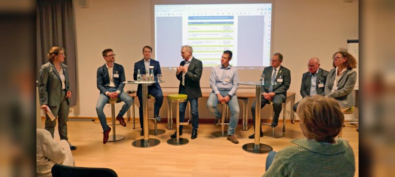 Die Teilnehmer der Podiusdiskussion