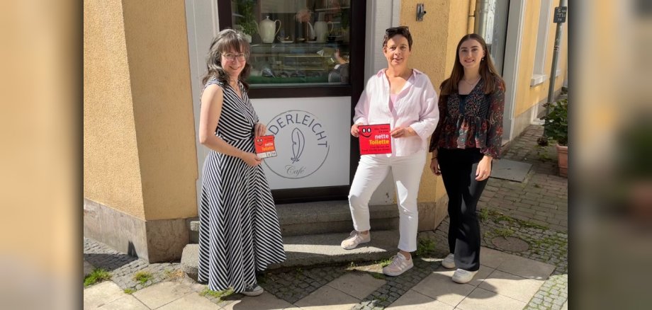 Gruppenfoto Betreiberin und Mitarbeiterinnen Tourismus Eltville