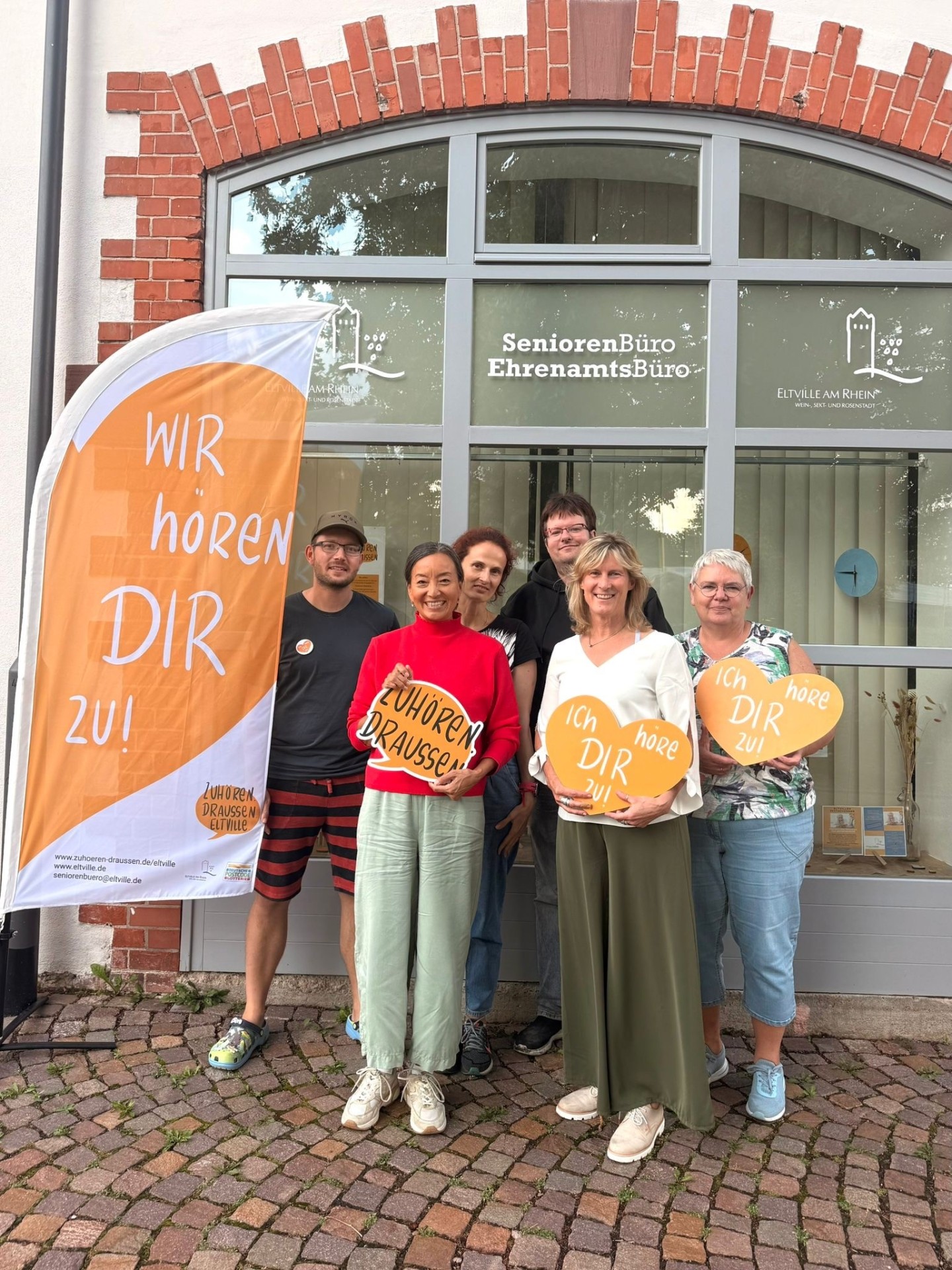 Gruppenfoto Ehrenamtliche