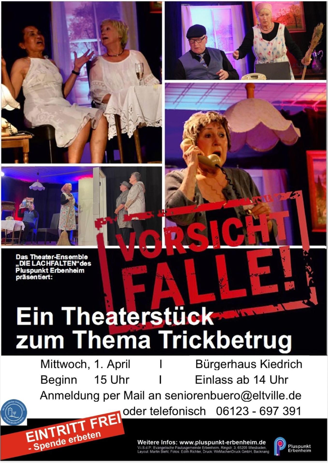 Flyer Theaterstück mit Fotos aus dem Theater