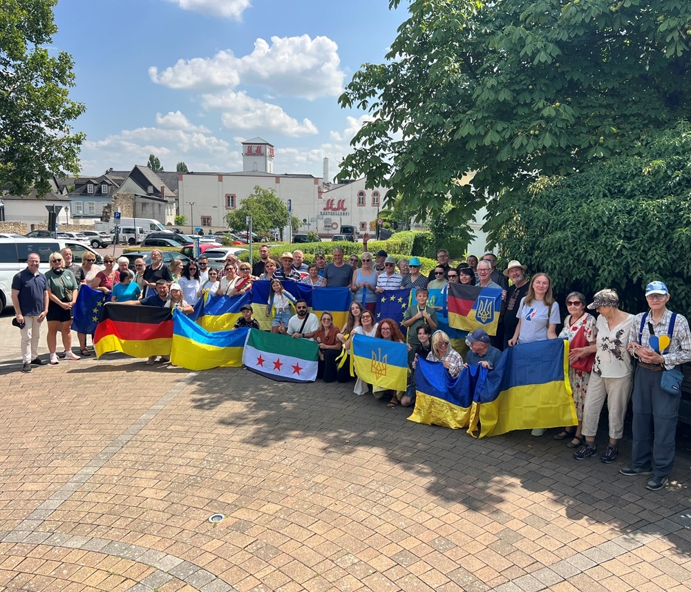 Gruppenfoto Teilnehmende Mahnwache